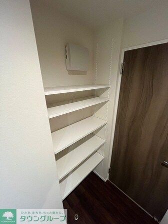 Chloe Westの物件内観写真